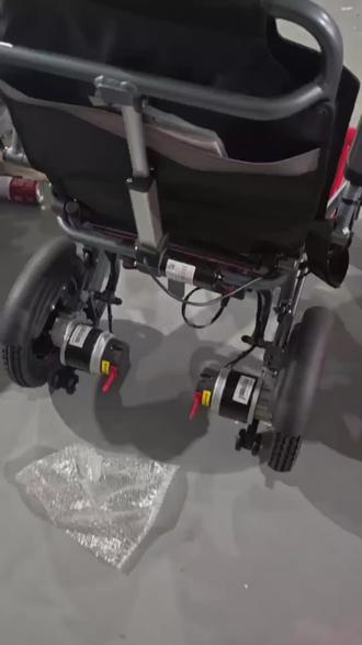 电动轮椅操作小技巧 电动轮椅操作小技巧#电动轮椅