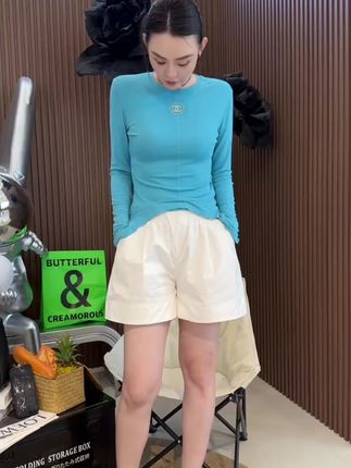 #显瘦短裤#休闲短裤#百搭短裤#扇扇风解锁夏日凉感穿搭#超清爽的夏天OOTD