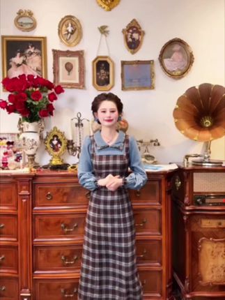 #在时装周看见东方美 #复古穿搭 #秋季日常实用穿搭思路分享 #今天穿什么