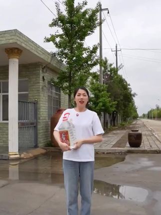 源头酒厂直销,手工高粱酒,现在拍四桶发五桶,支持试喝,不满意可退