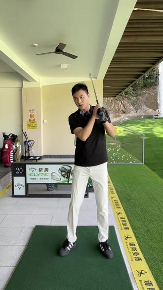 深圳学高尔夫⛳️3980/人(1v2)十节解锁高尔夫球【戳试课体验】
#深圳高尔夫#深圳学高尔夫 #高尔夫教学 #高尔夫体验课 #高尔夫培训