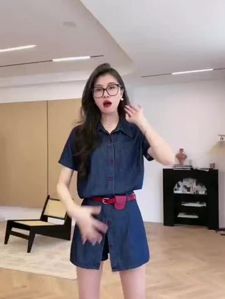 痞帅炸街风女装2025夏季港风短袖衬衫显瘦上衣遮肉短裙裤牛仔套装#夏季穿搭 #面料柔软舒适 #休闲套装 #洋气减龄 #新款上新