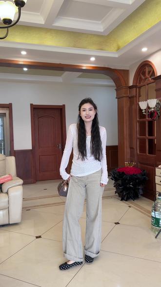 百搭又洋气的波点平底鞋,搭裤子、裙子都很韩系,关键几十块钱的价格随便穿!#百搭鞋子 #平底鞋 #好穿又好搭