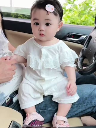 婴儿夏装女宝宝连体衣薄满月婴幼儿公主外出哈衣夏季薄款长袖衣服
