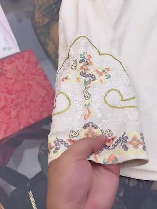 【长卿】新中式圆领刺绣提花国风长袖上衣D625#重工刺绣 #爱了爱了 #新款 #好物推荐🔥
