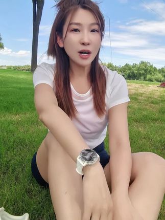 跑步运动就穿专业的运动袜,不磨脚不顶脚,不打水泡,脚感舒适包裹感强,透气速干吸汗,不掉根不滑跟,高颜值好搭,配性价比高。#好物推荐🔥 #运动袜 #跑步袜 #运动穿搭