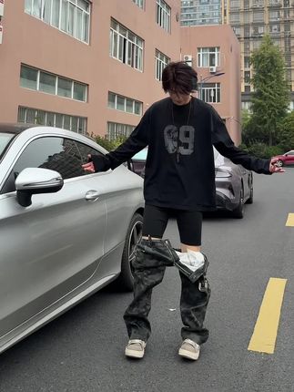 显瘦百搭的宽松迷彩裤还拿捏不了你吗 #ootd穿搭 #裤子推荐 #男女同款 #百搭裤子 #迷彩裤