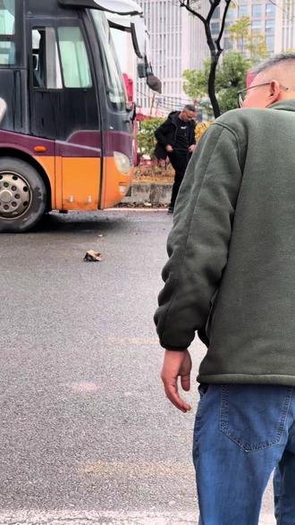 大车科目三考试之上车准备示范
#增驾A1 #增驾大车 #增驾 #考场练车 #考场练车考场考试