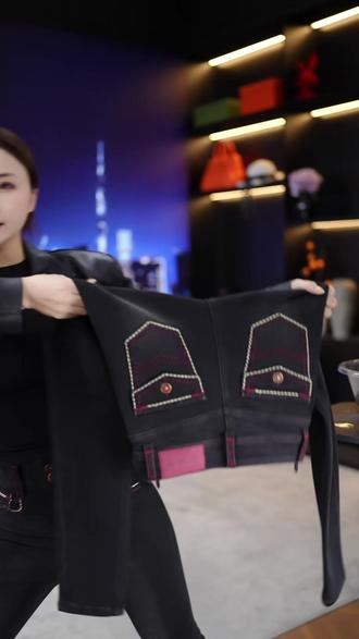 不掉色不变形百搭百配的一条小脚裤 #小脚裤 #小脚裤加绒 #牛仔裤 #牛仔裤搭配