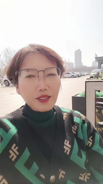 最好的感情,不是轰轰烈烈,而是有人陪你三餐四季,也有人陪你小酌微醺。#情感共鸣#女性成长#夫妻