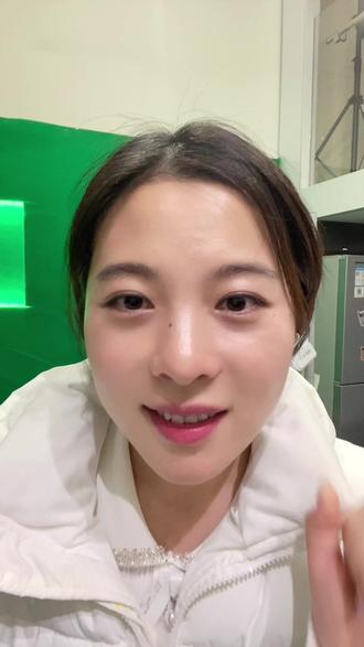 一键交友,聊天还能换个性装扮 #多闪app #多闪