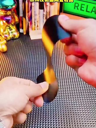 360°全屏防偷窥,韧性陶瓷材质,摔不碎,适用苹果15新防窥膜15Promax 陶瓷膜15Plus高清贴膜15Ultra#防窥膜 #钢化膜 #陶瓷膜 #手机贴膜 #苹果15手机膜