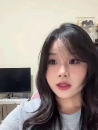 暗黑复仇童话真人版吗?期待住了!#死神小鹿斑比来了 #小鹿斑比定档中元节 #小鹿斑比清算#发箍