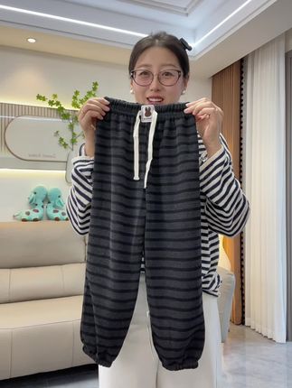 捡漏了#条纹裤 #秋季穿搭 #运动裤 #休闲裤