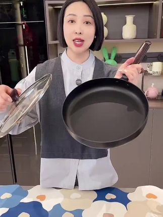 老式纯铁不沾煎锅,真好用煎牛排,煎鸡蛋都可以#煎锅#不粘锅#平底锅#铁锅#炒锅