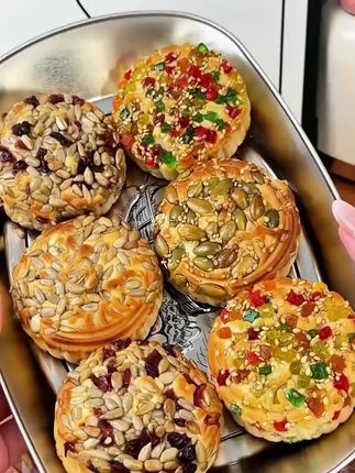 果仁月饼酥香可口,香醇好吃#五仁月饼#中秋节 #月饼