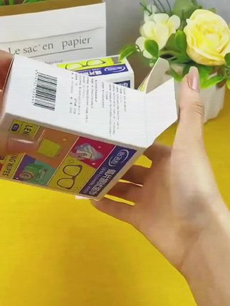经常戴眼镜的一定要买这个眼镜湿巾,它可比眼镜布好用太多了,而且都是独立包装的,随时随地都能拿出来擦一擦,不仅除尘去油,还不留水印。平时还能用来擦手机镜头和摄像头,真的太实用了!#强烈推荐 #好物推荐🔥 #湿巾眼镜布