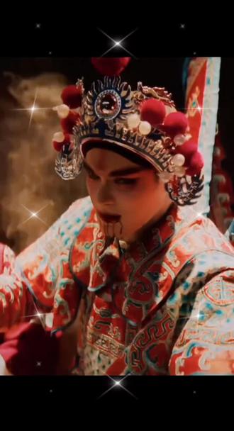 #影视剧名场面 烈火焚衣冠,炎黄骨不寒
身死为国殇,千秋魂未散 终有一日马踏樱花