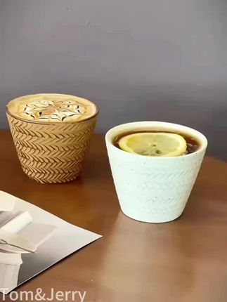 #陪你精致生活 #一杯咖啡的快乐 #陶艺作品 #咖啡日常 #咖啡杯