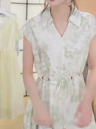 F2962连衣裙新款夏季今年流行爆款气质轻奢高级感碎花裙子#面料柔软舒适保暖 #好看百搭又舒适 #穿出女人味遮肚子藏肉显瘦 #不分年龄段谁穿谁好看 #好看百搭又舒适