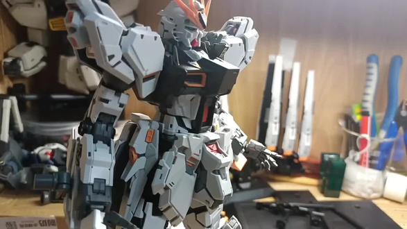 #农场主牛高达#pgu牛#mgex
一个视频告诉你,农场主牛高达素质究竟怎么样,以及究竟能不能和万代的pgu和mg EX系列比肩