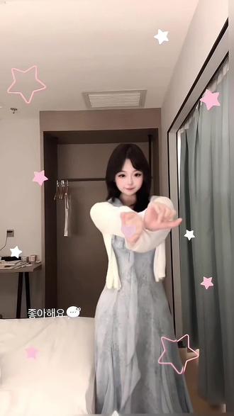 东船与西舫 琴音袅袅于心上~ #琵琶曲 #手势舞 #fyp
