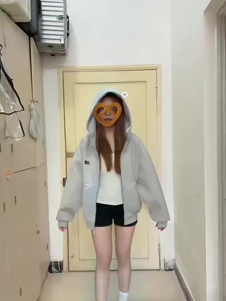早秋一定要去试一下这件!#通勤穿搭如何摆脱土气感#早秋显身材平价上衣合集#就这样go去时装周#被秋日氛围感穿搭拿捏了 tj