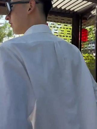 纯色长袖纽扣男士刺绣常规款衬衫轻薄户外休闲透气衬衣春夏时尚男#每日分享 #这也太好看了 #穿搭是为了取悦自己 #上热搜 #原创视频