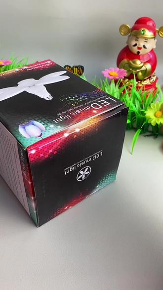 #是时候安排一下了 新款蓝牙折莲花叠叶子灯五叶室内照明灯七彩无线遥控灯泡