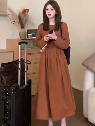 初秋法式复古高级感长袖连衣裙女新款气质风时尚感收腰显瘦a子裙#无限回购的宝藏单品 #时尚穿搭#简约大气#气质穿搭#穿出高级感