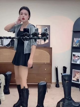 #显高显瘦显腿长 #长筒靴 #谁穿谁好看系列 胖妹儿瘦妹儿都可以轻松拿捏的一双战靴 显瘦显气质显腿长