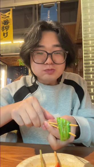 我来蹭圣诞热度啦
#深夜食堂
#圣诞去哪儿吃