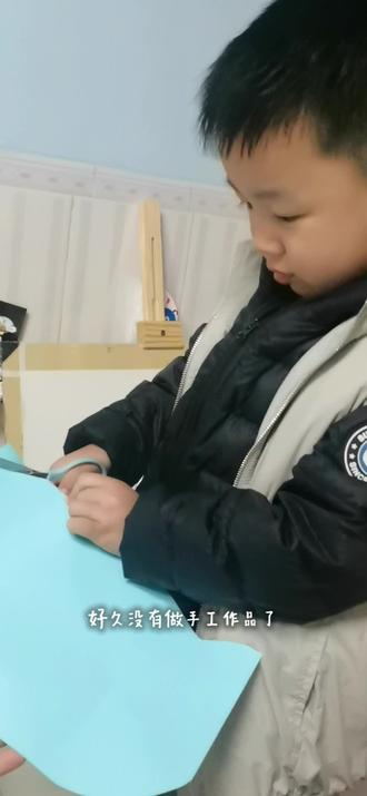 《企鹅🐧滑雪》
喜欢祎宝作品的,点赞收藏➕评论😋