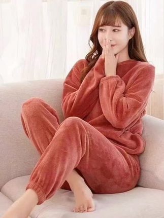 加厚保暖套装女加厚珊瑚绒情侣学生宽松睡衣束脚女秋冬外穿#爆款热卖中#面料柔软舒适 #加厚保暖套装#情侣款珊瑚绒宽松家居服