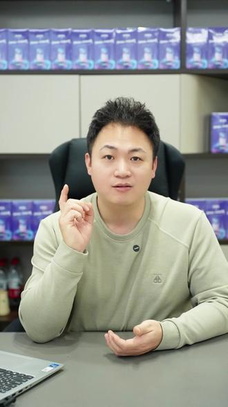 如何让你的AI看起来更真实? #AI工具 #AI生图 #AI提示词