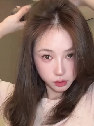 一机多用的多功能#无线直发梳 可直发可卷发可做内扣,可做八字刘海,还可做蓬松高颅顶发型,而,真是太方便了!#手残党也能学会的发型 #直发梳 #新手卷发教程 #卷发神器