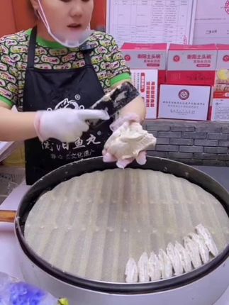 衡阳鱼丸湖南衡阳草鱼火锅食材长条鱼圆子#鱼丸#鱼丸饺子#长条鱼圆子推荐#鲜香#速食