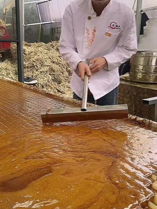 纯手工的甘蔗红糖