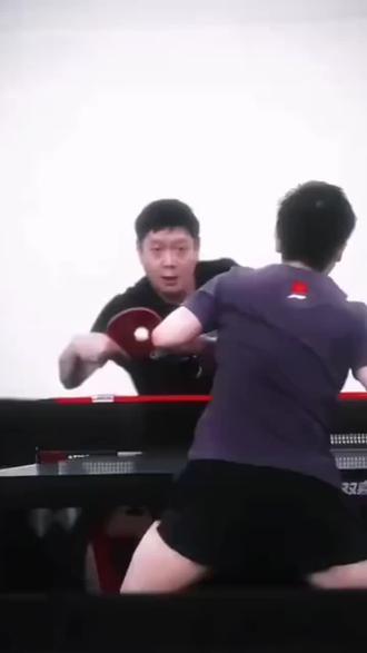 训练的莎莎,鞋子比之前的有所改变,祝健康完赛呀#孙颖莎