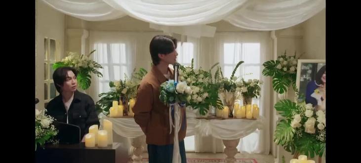 这是我看过最伤心的剧,从妈妈去世开始到妈妈生前回忆结束,真的很悲伤,我们小糖一直在哭啊😭😭😭#以猫饲爱#烤糖一仔#一仔烤糖#first一仔#khaotung烤糖