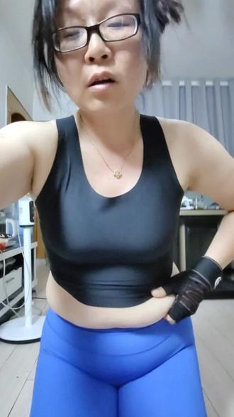 总结这七天也不是没有收获,只要你坚持就一定有效果#居家运动 #健身减肥 #帕梅拉燃脂 #jo姐踏步训练30分钟 #健身塑形 @抖加🔥上热门🔥dou+🔥热点宝