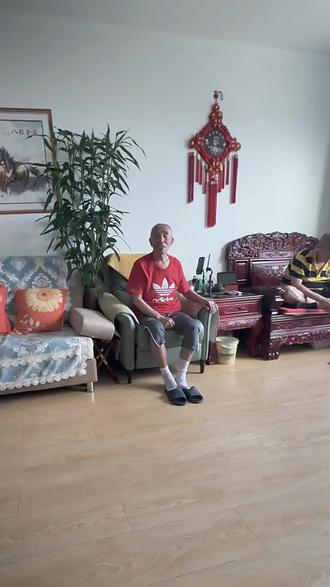 【大年初二该干啥?】 90岁的爷爷说,80年前的今天,该换饭送神了~#和爸妈做100件小事 #大年初二 #年俗年味 #一人一个春节传统年俗 #过年