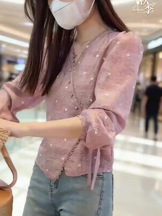 #琥珀流光风外套太适合秋天了 #早秋不费力显贵穿搭#早秋穿搭公式来了 #梨形身材穿搭大赏#琥珀系才是松弛感天花板