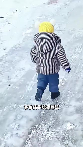 害怕孩子玩耍摔跤就穿骆驼儿童软萌呀,大底防滑防滑又耐磨耐造~ #童鞋 #宝妈 #好鞋推荐 #品牌童鞋 #保暖又好看