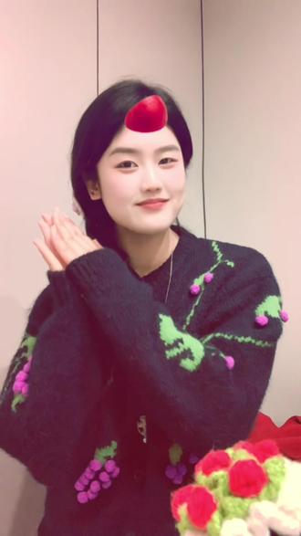 苹果的第十万六千个故事#🍎🍎#手势舞