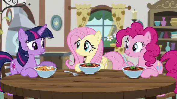 火鸡面vs螺蛳粉#小马宝莉#火鸡面#螺蛳粉