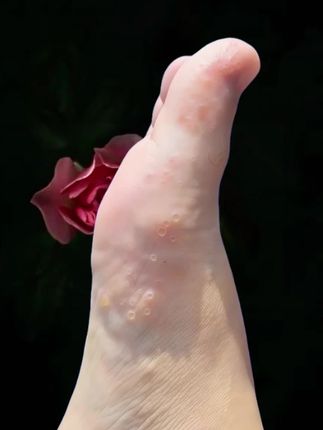 #强烈推荐好开心啊!我的jiojio终于成功上岸了,可以美美这实现凉鞋自由了!出门约会了哦!#为什么会反复爱上夏天夏天打开的正确方式#无处安放的魅力