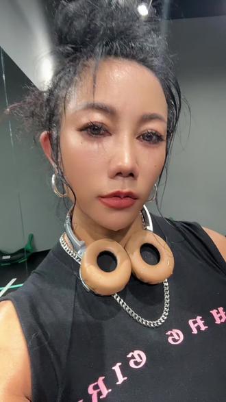 不管是健身、跑步、打球等什么运动项目,只要大量出汗,我们就一定要及时补充电解质,训练怪兽电解质非常不错,可以冲哦!👉🏻 #电解质推荐 #训练怪兽电解质#健身补剂 #运动补剂 #健身