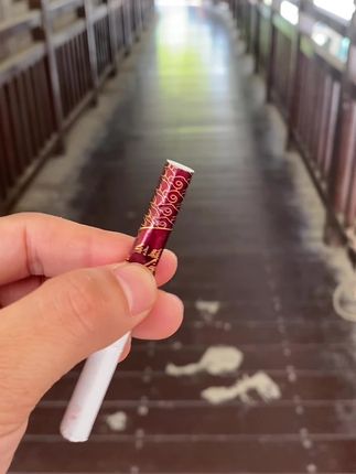 前女友送的,虽然分开了,但是一直都带在身上