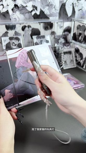 猫:人坏且爱小狗 嘿嘿嘿!
#开箱 #吃谷日常 #你的雪人能活多久 #傅让夷 #祝知希